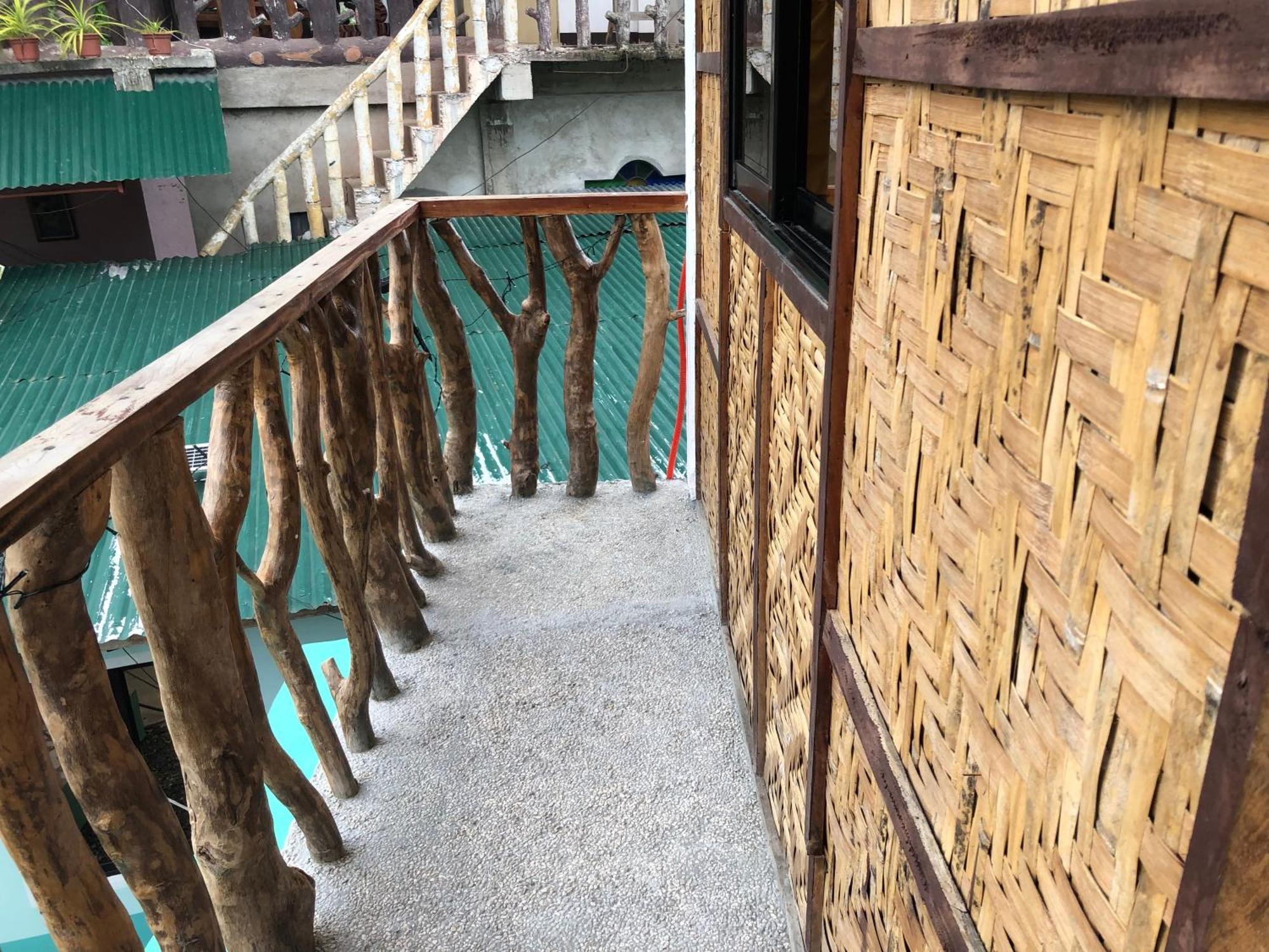 Fely'S Homestay Batuan Bagian luar foto